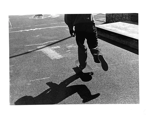 Ravisauce Runner Shadow BW