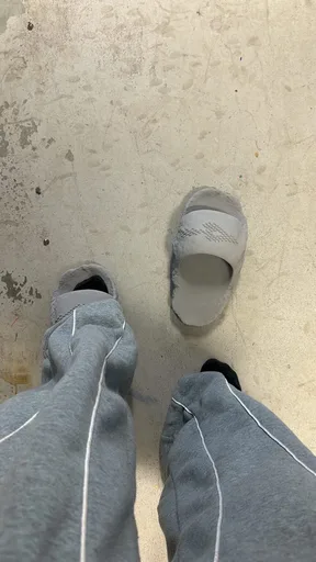 Ravisauce Slide Sandals