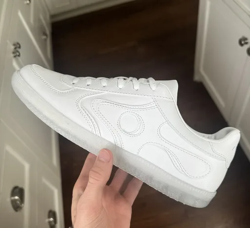 Ravisauce White Wave Sneaker