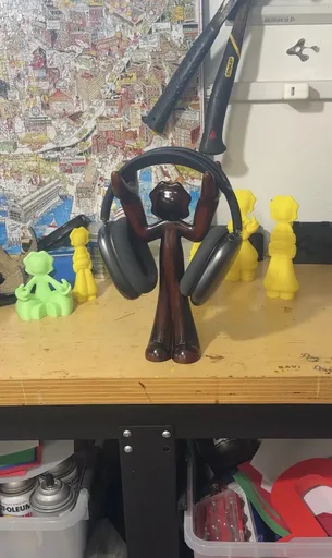 Ravisauce Wood Figurine Airpods